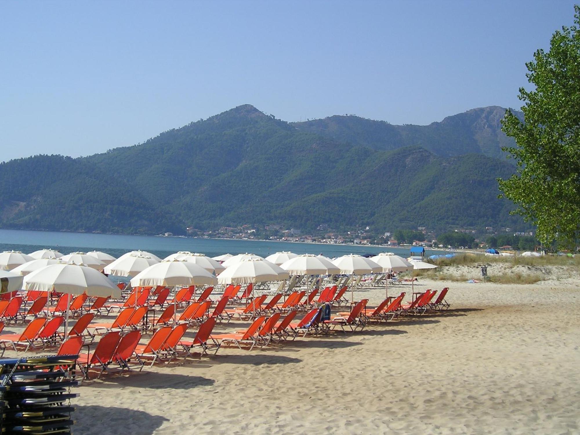 Golden Beach Inn Chrisi Ammoudia Exterior foto