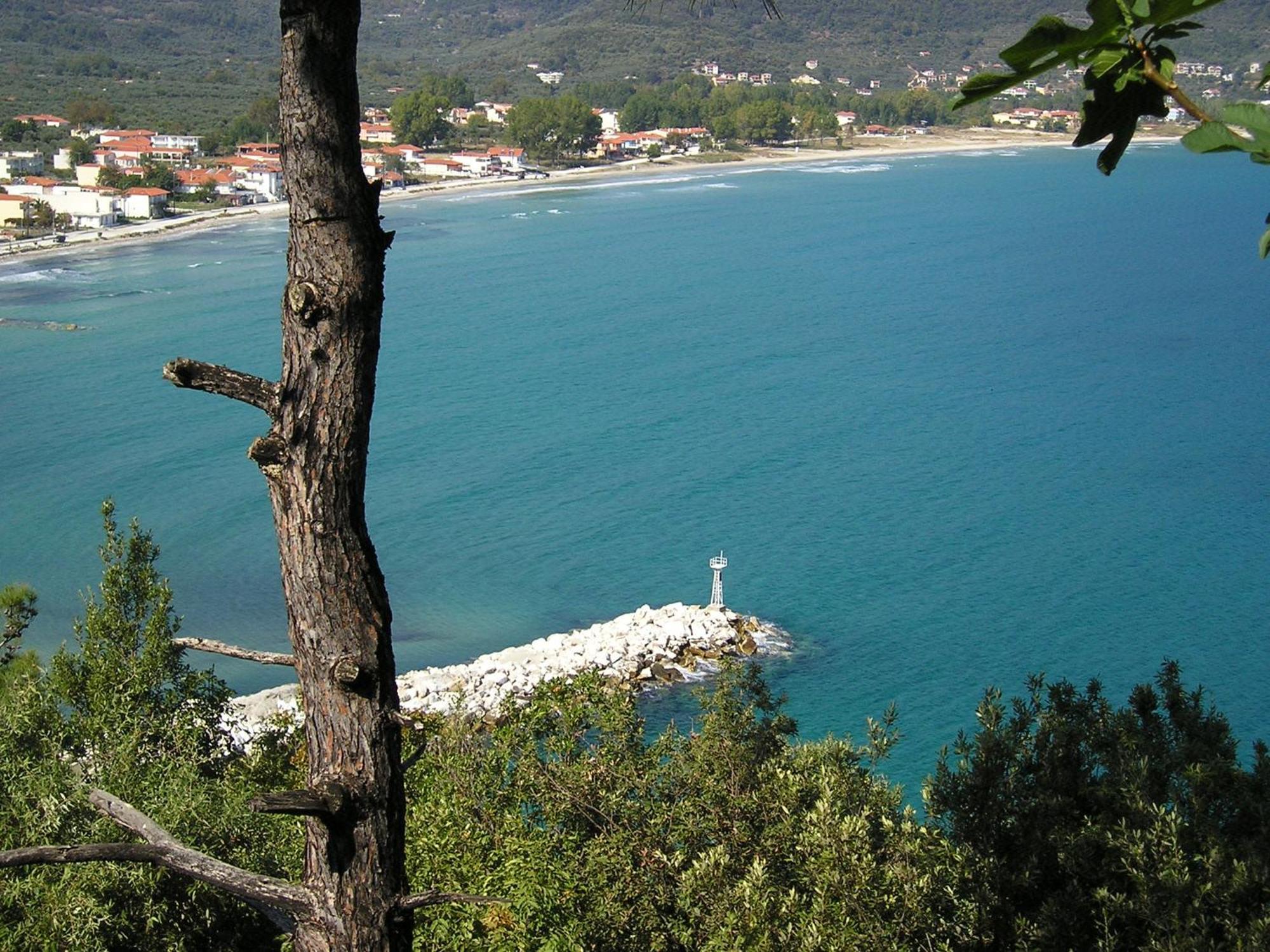 Golden Beach Inn Chrisi Ammoudia Exterior foto