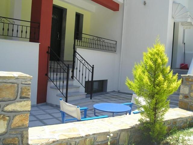 Golden Beach Inn Chrisi Ammoudia Exterior foto